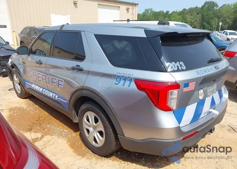 2020 Ford Police Interceptor z USA, uszkodzony, nr VIN 1FM5K8AC7LGB86327